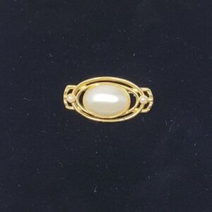 Retro Space Age Gold Tone Open Oval Faux Pearl Bezel Set Brooch Pin Pendant Glam